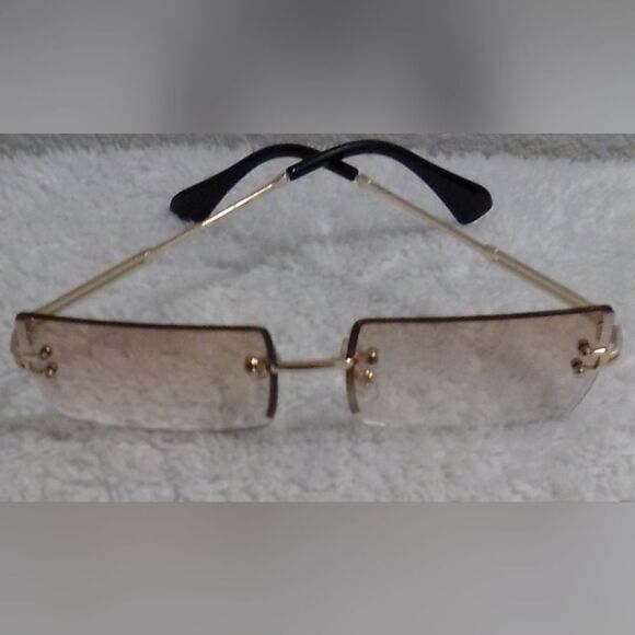 Charlotte Vibes Clear Lens Fashion Glasses - Gold Frame” - Picture 6 of 6
